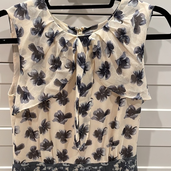 Beautiful Tory Burch dress - Picture 2 of 6